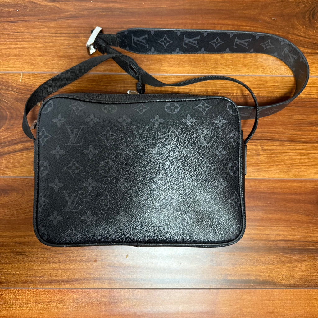 Louis Vuitton Outdoor Messenger Black Bag