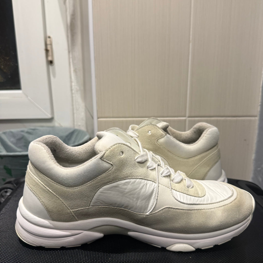 Chanel CC Logo Sneaker Cream White Size 11 (44 EU)