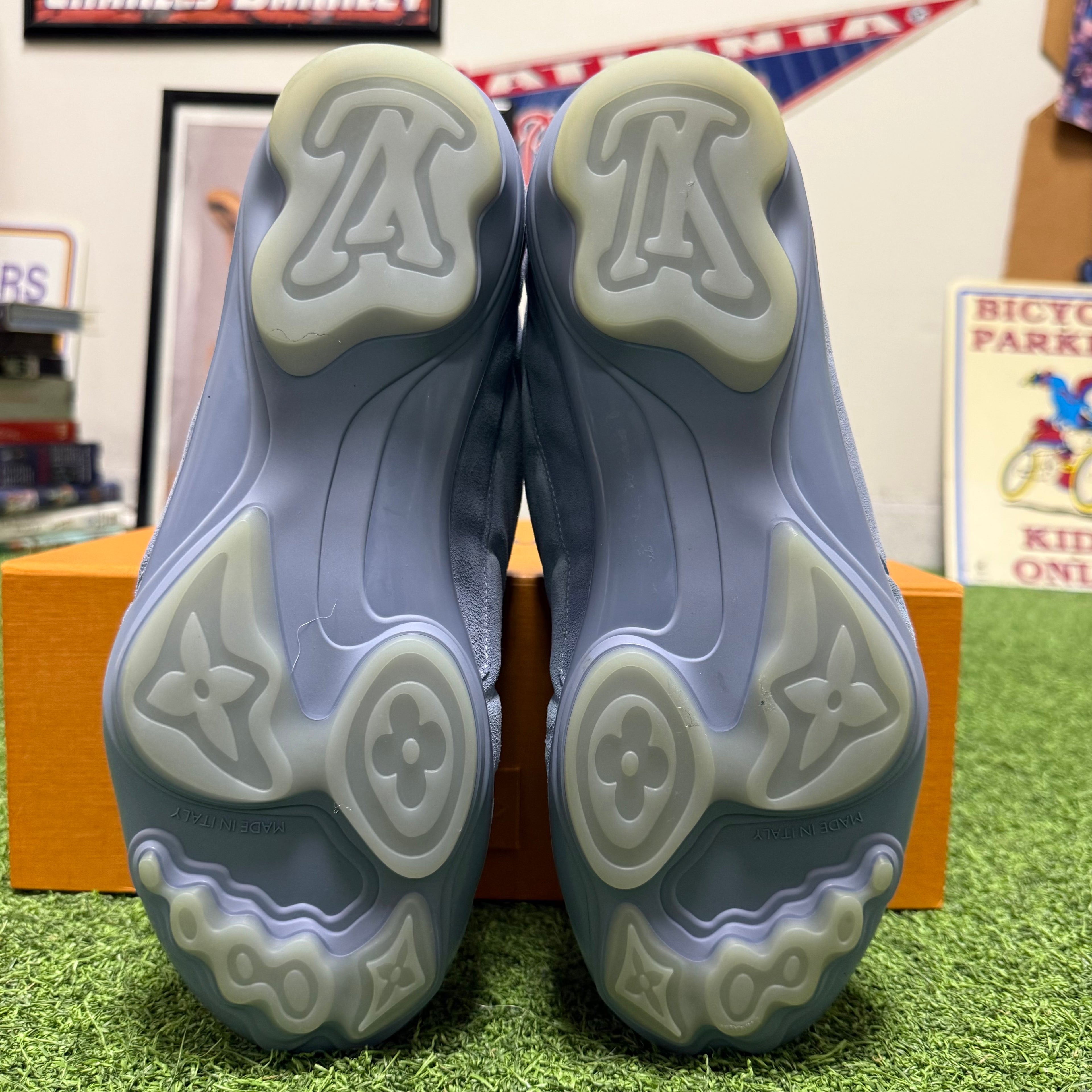 Louis Vuitton Blue Footprint Sneaker Size 9 US (7 LV)