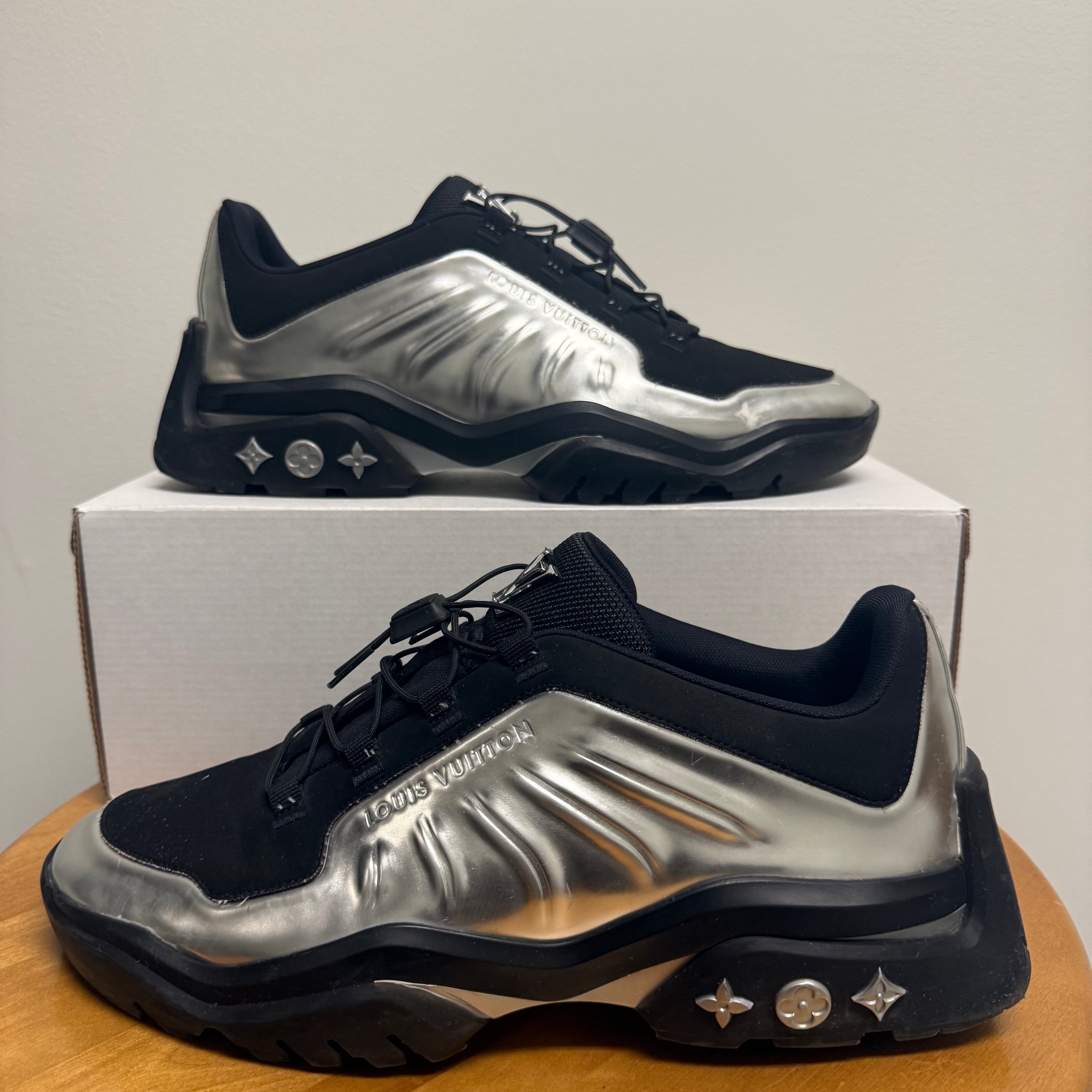 Louis Vuitton Millenium Silver Black Trainer Sz 10 (8.5 US)