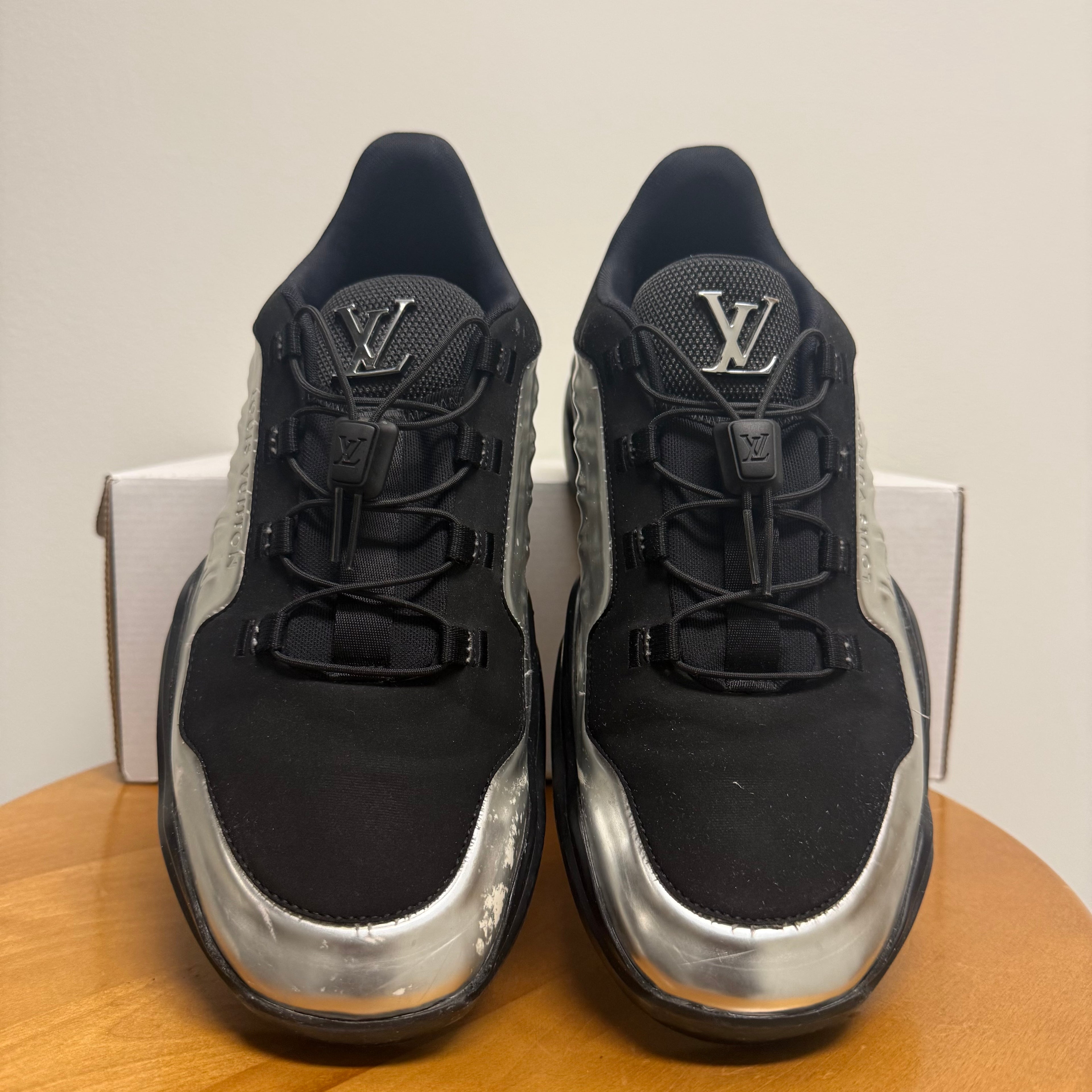 Louis Vuitton Millenium Silver Black Trainer Sz 10 (8.5 US)