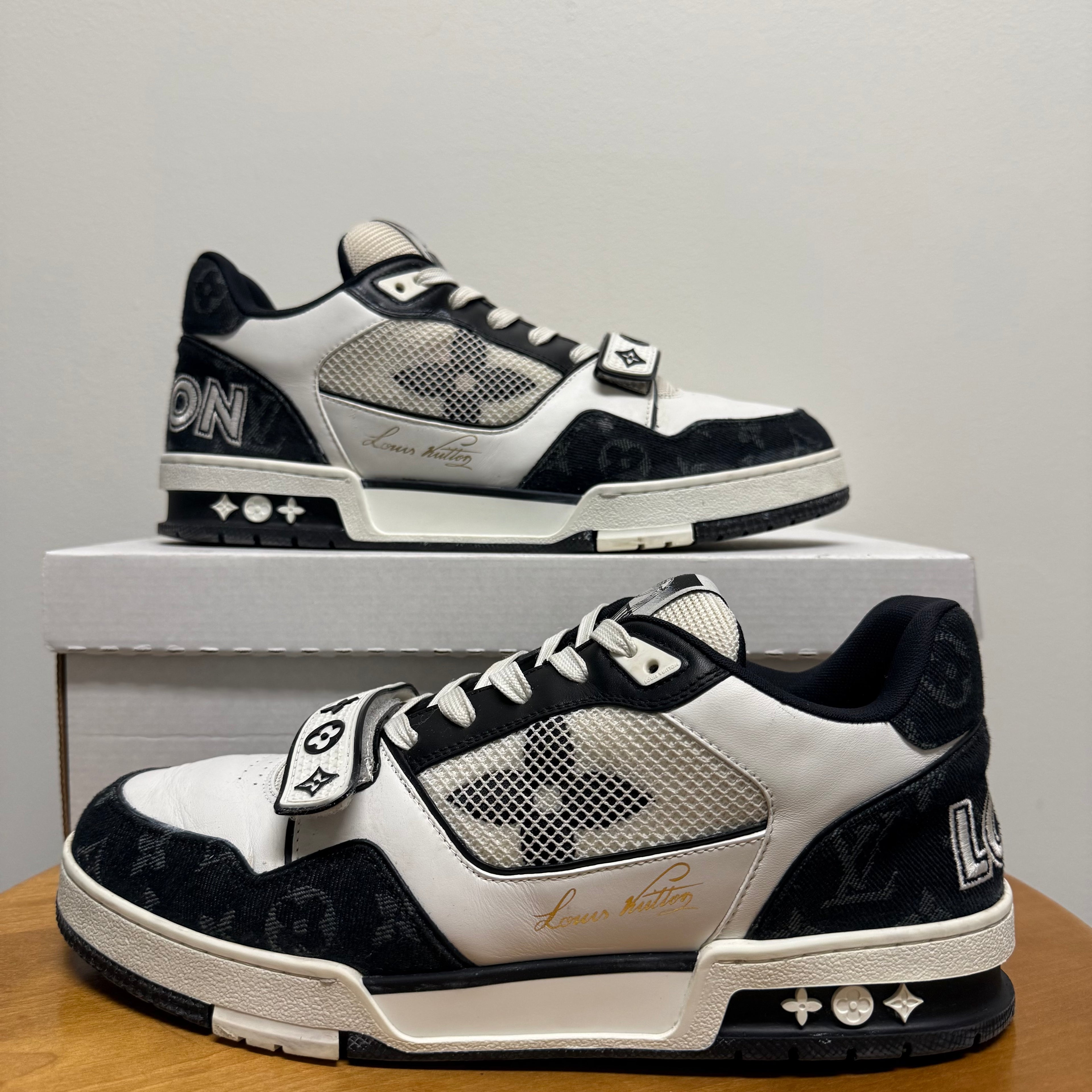 Louis Vuitton LV Trainer Sneaker Black/White Size 10 US (8.5 LV) Monogram Denim & Strap