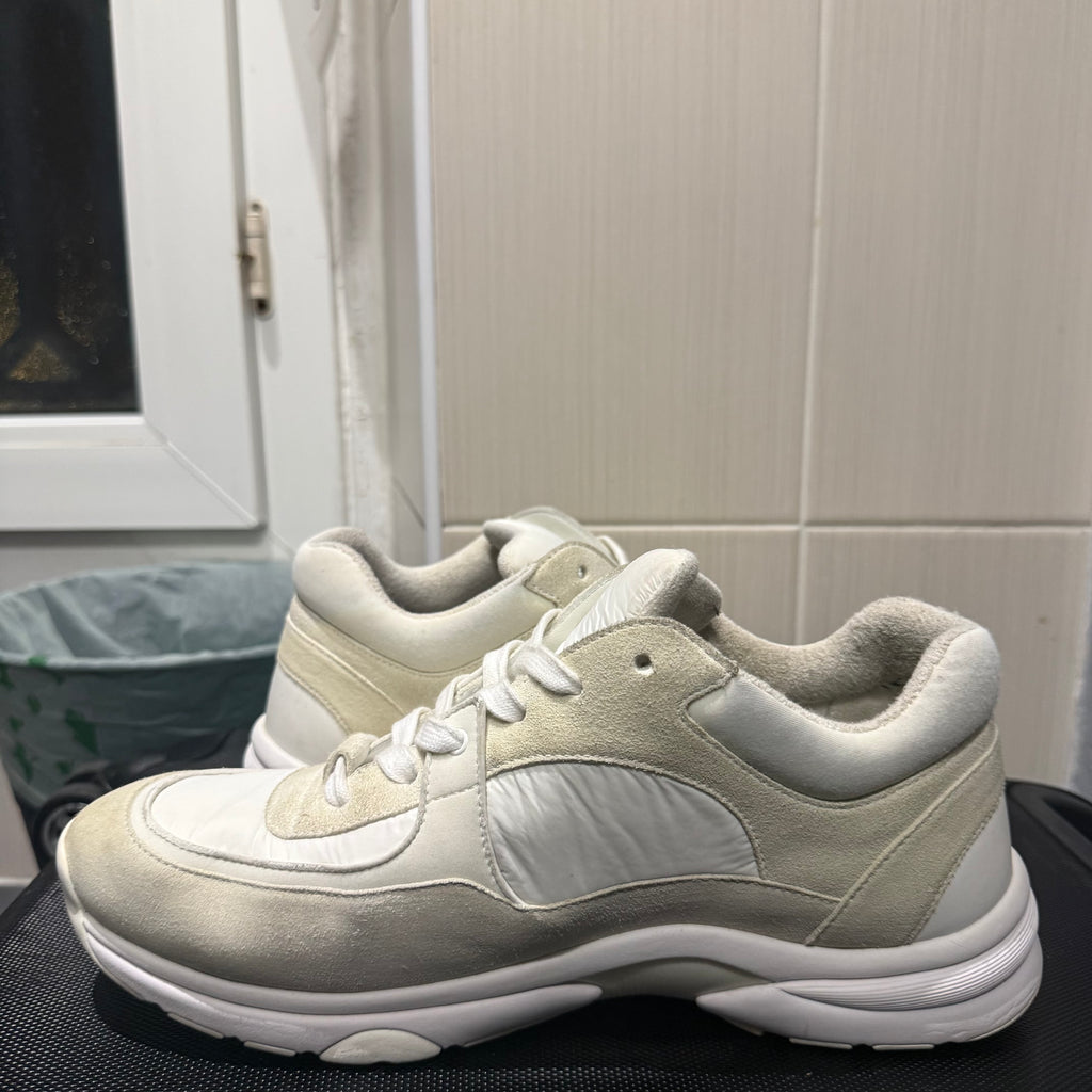 Chanel CC Logo Sneaker Cream White Size 11 (44 EU)