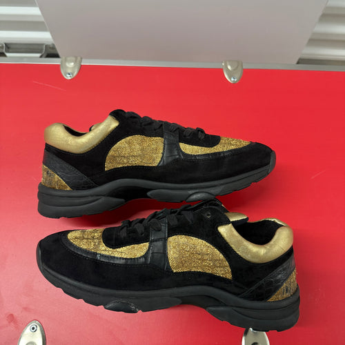 Chanel Black/Gold Trainer Size 11 (44)