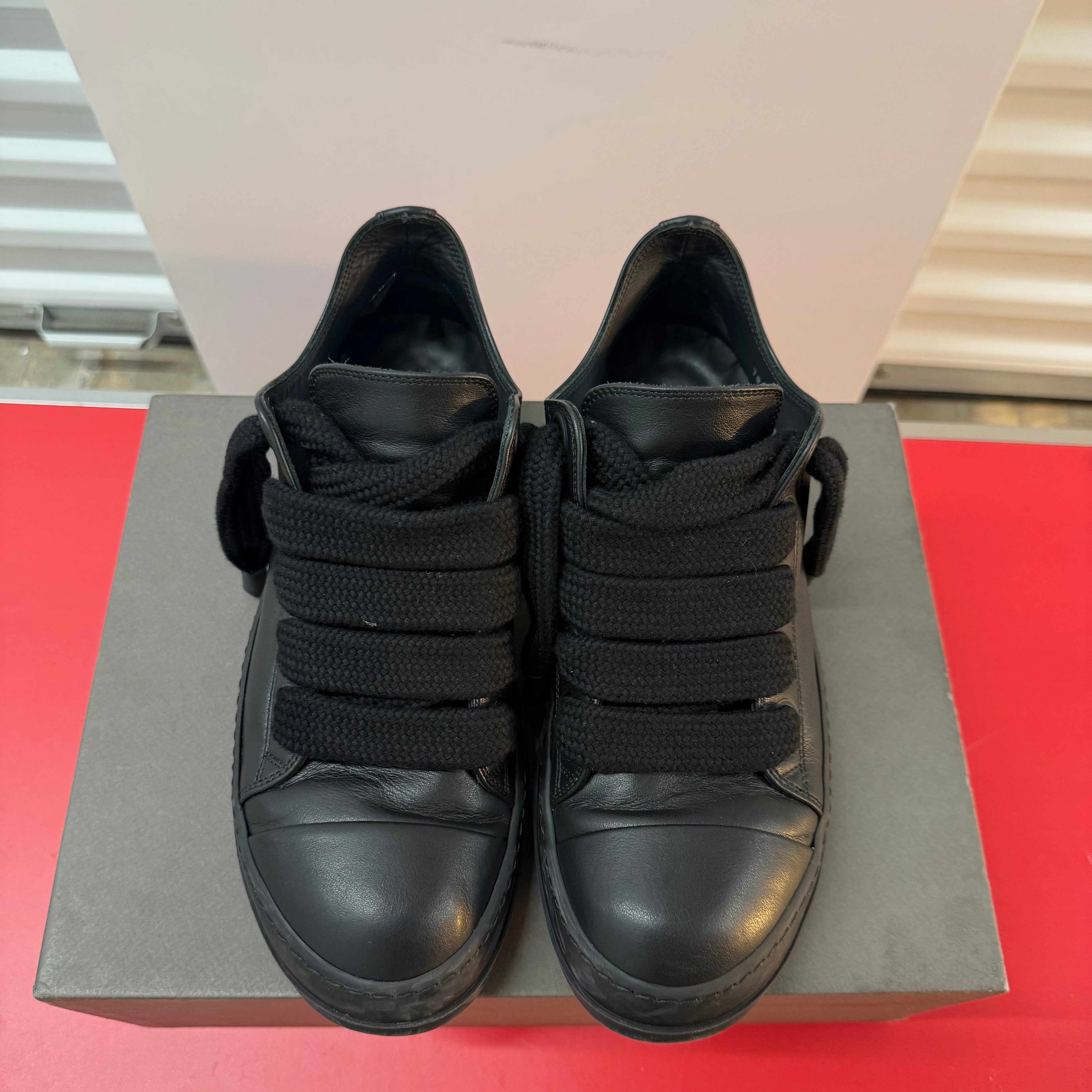 Rick Owens Triple Black Jumbo Lace Ramone Low Size 8.5