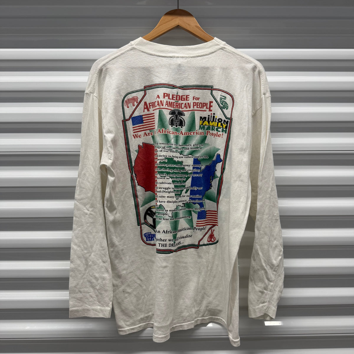 Vintage Y2K Million Family March Longsleeve Size XL