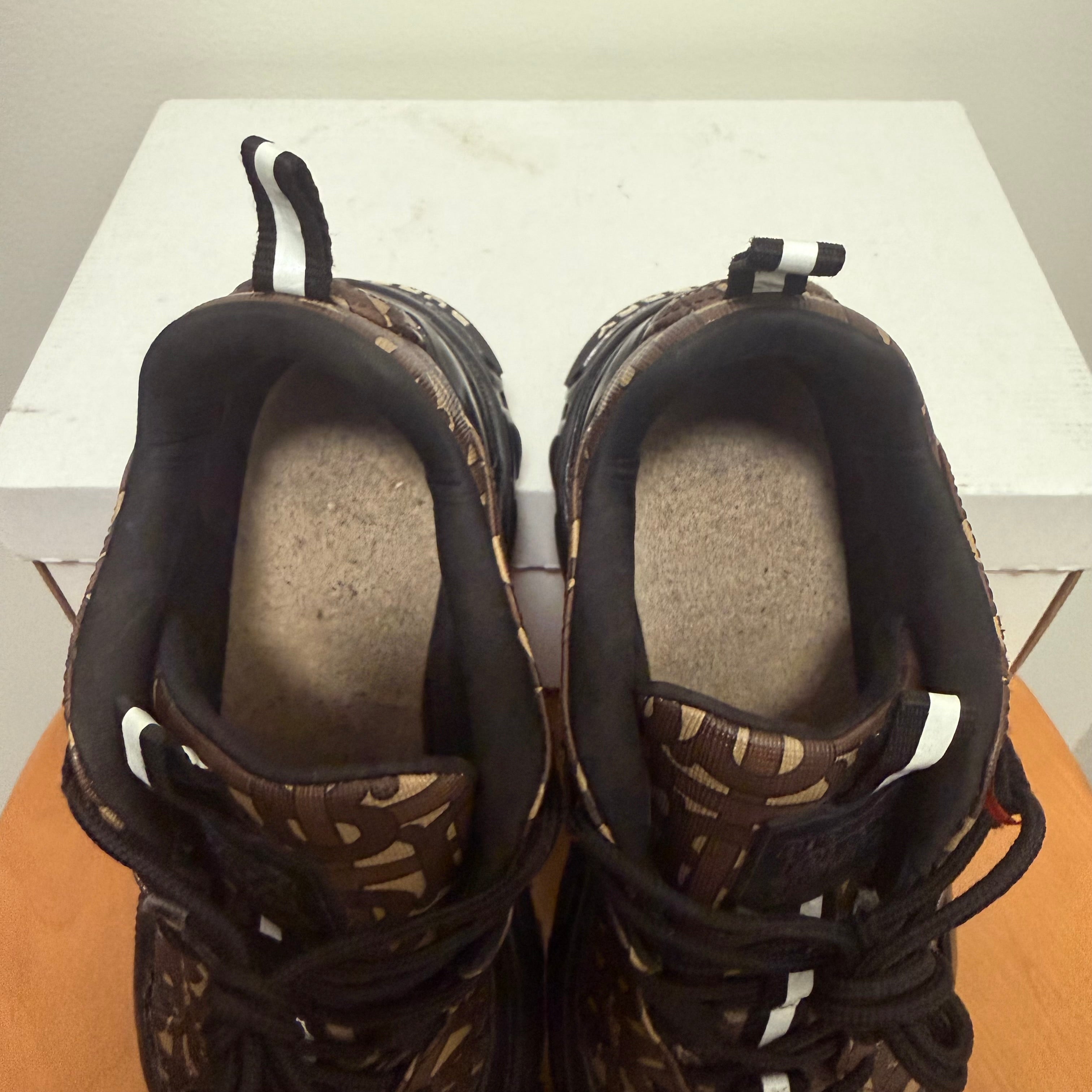 Burberry Arthur Mens Brown Leather Sneaker Size 7