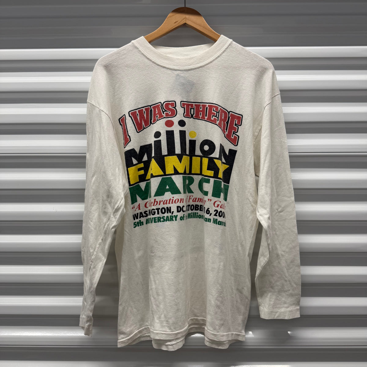 Vintage Y2K Million Family March Longsleeve Size XL