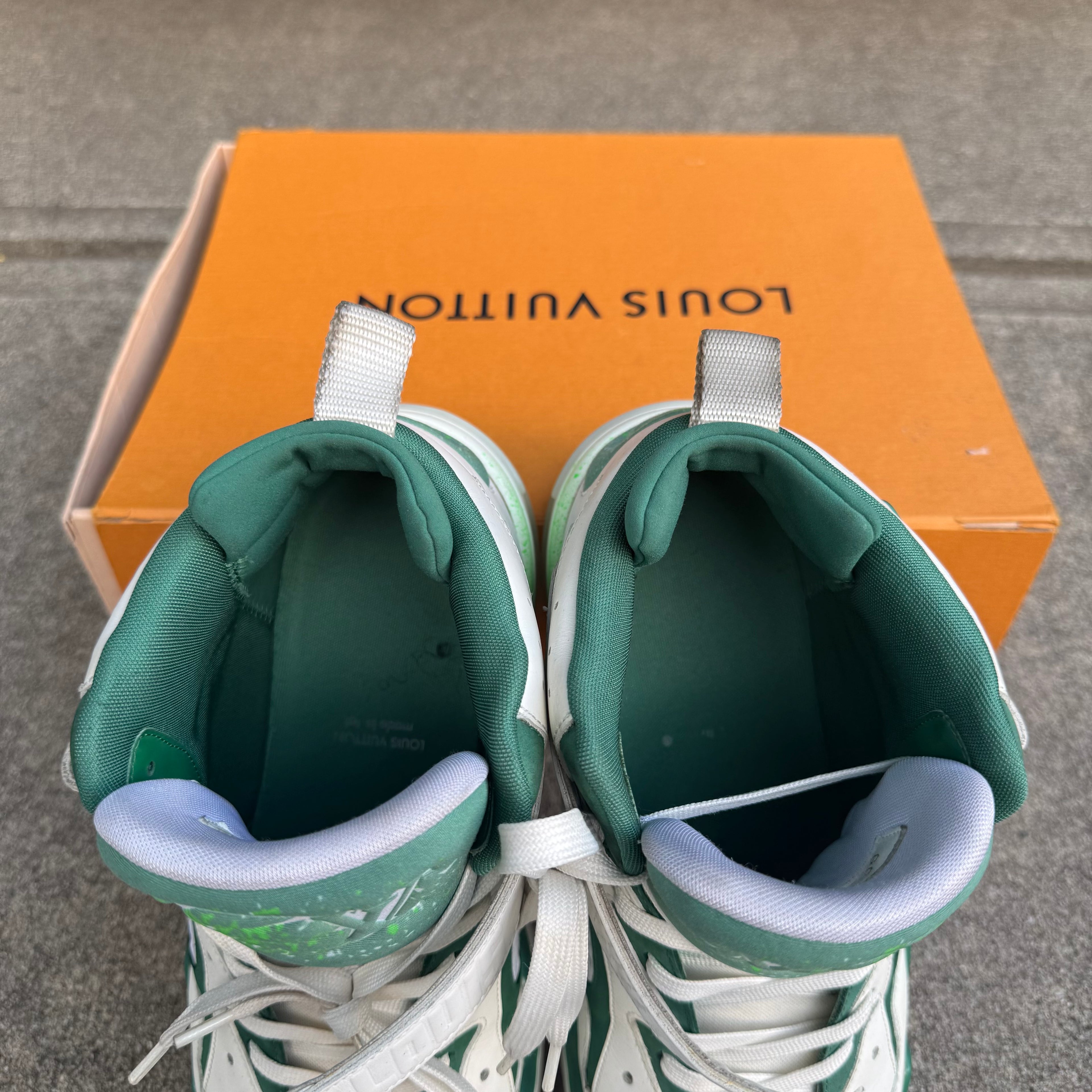 Louis Vuitton Trainer 2 Green White Size 8 LV