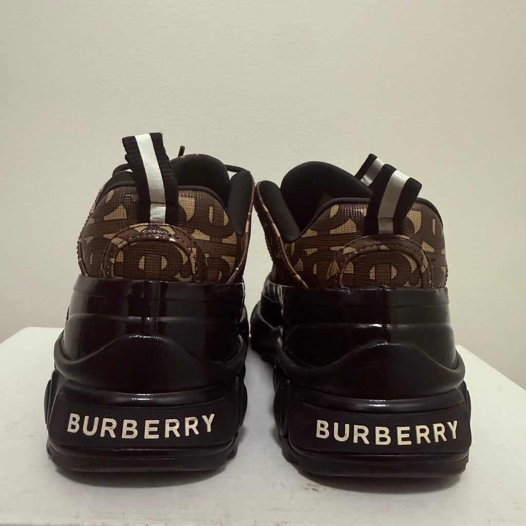 Burberry Arthur Mens Brown Leather Sneaker Size 7
