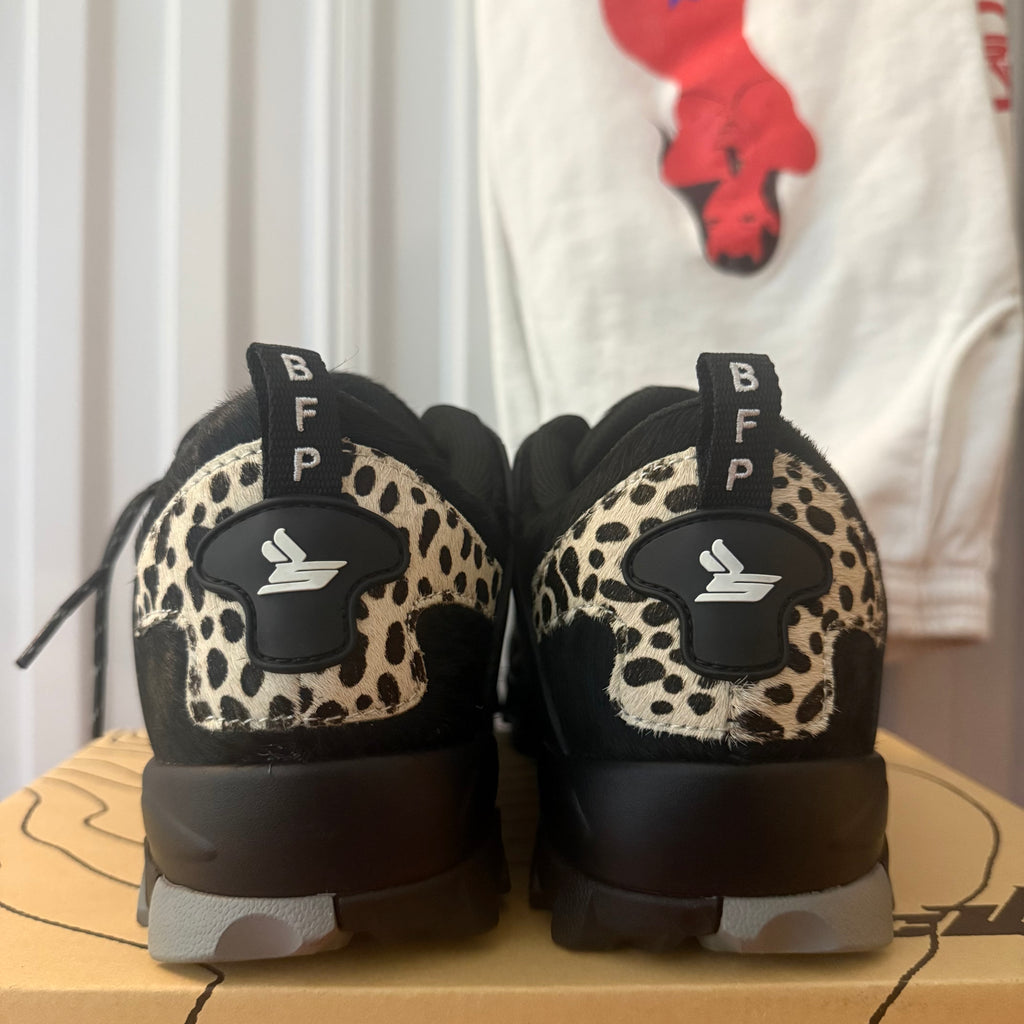 Sicko Diamond Blue Cheetah Hiking Shoe Size 11