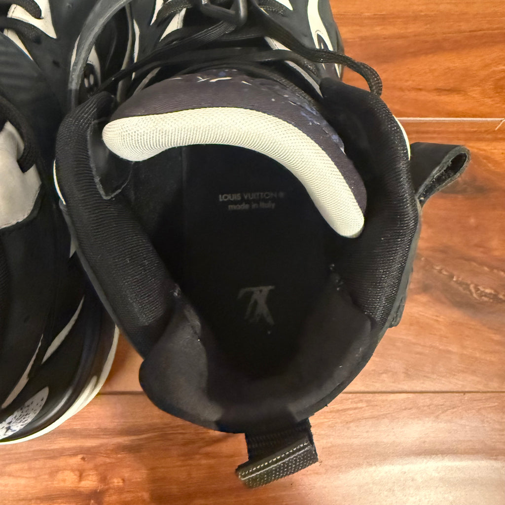 Louis Vuitton Black and Blue Trainer 2 Size 10.5 (9LV)