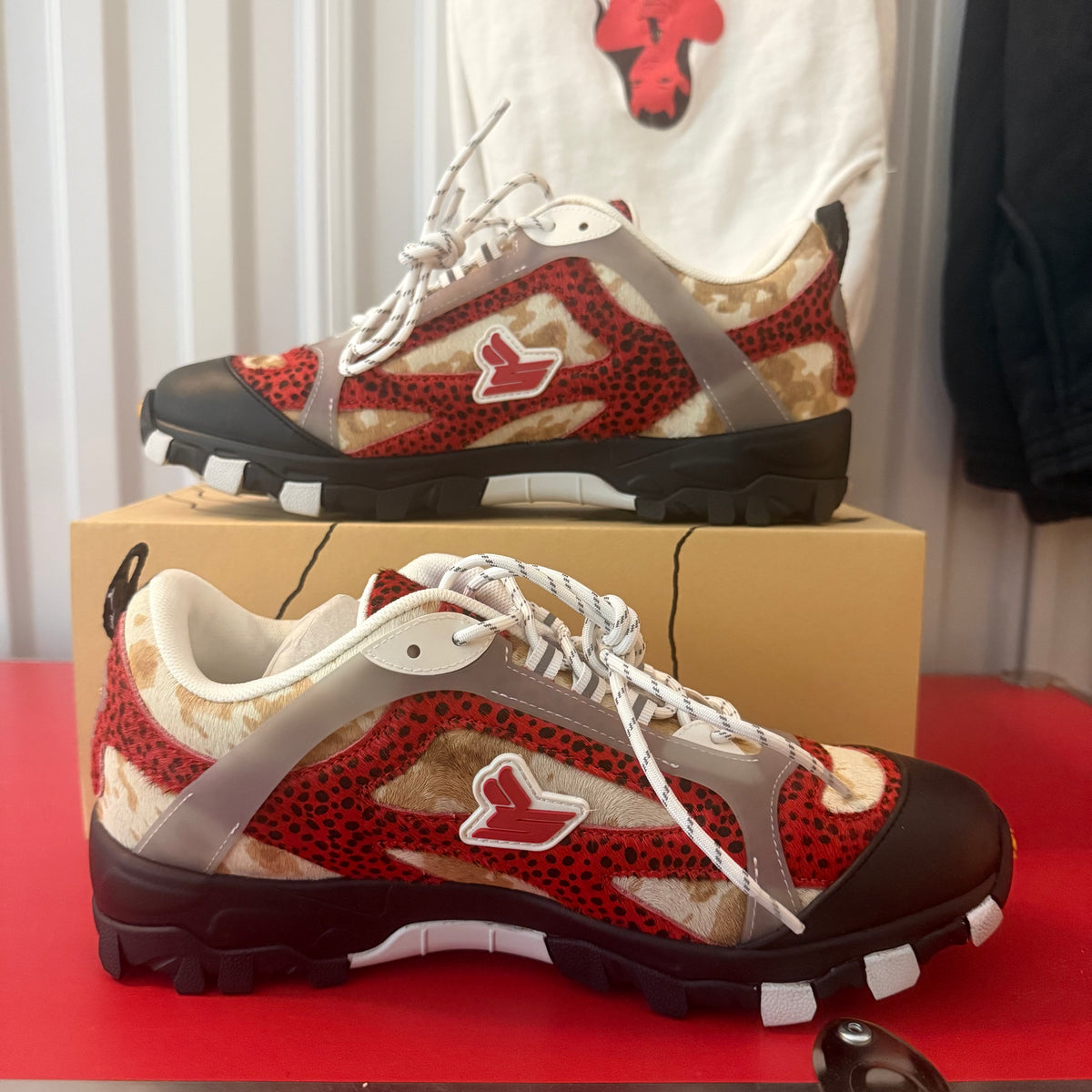 Sicko Diamond Red Cheetah Hiking Shoe Size 11