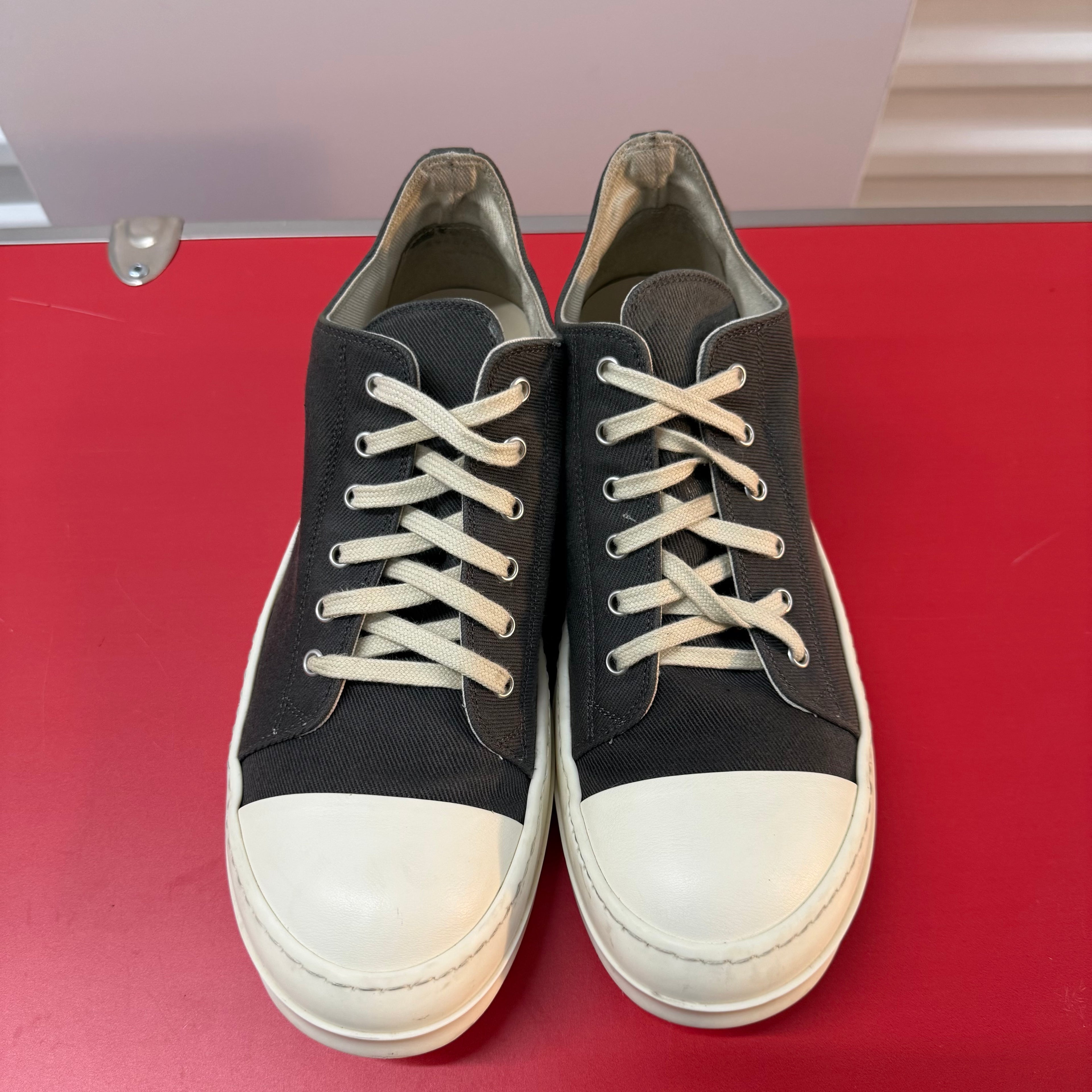 Rick Owens DRKSHDW Gray Hollywood Low
Sneaks Sneakers Size 10 (43)