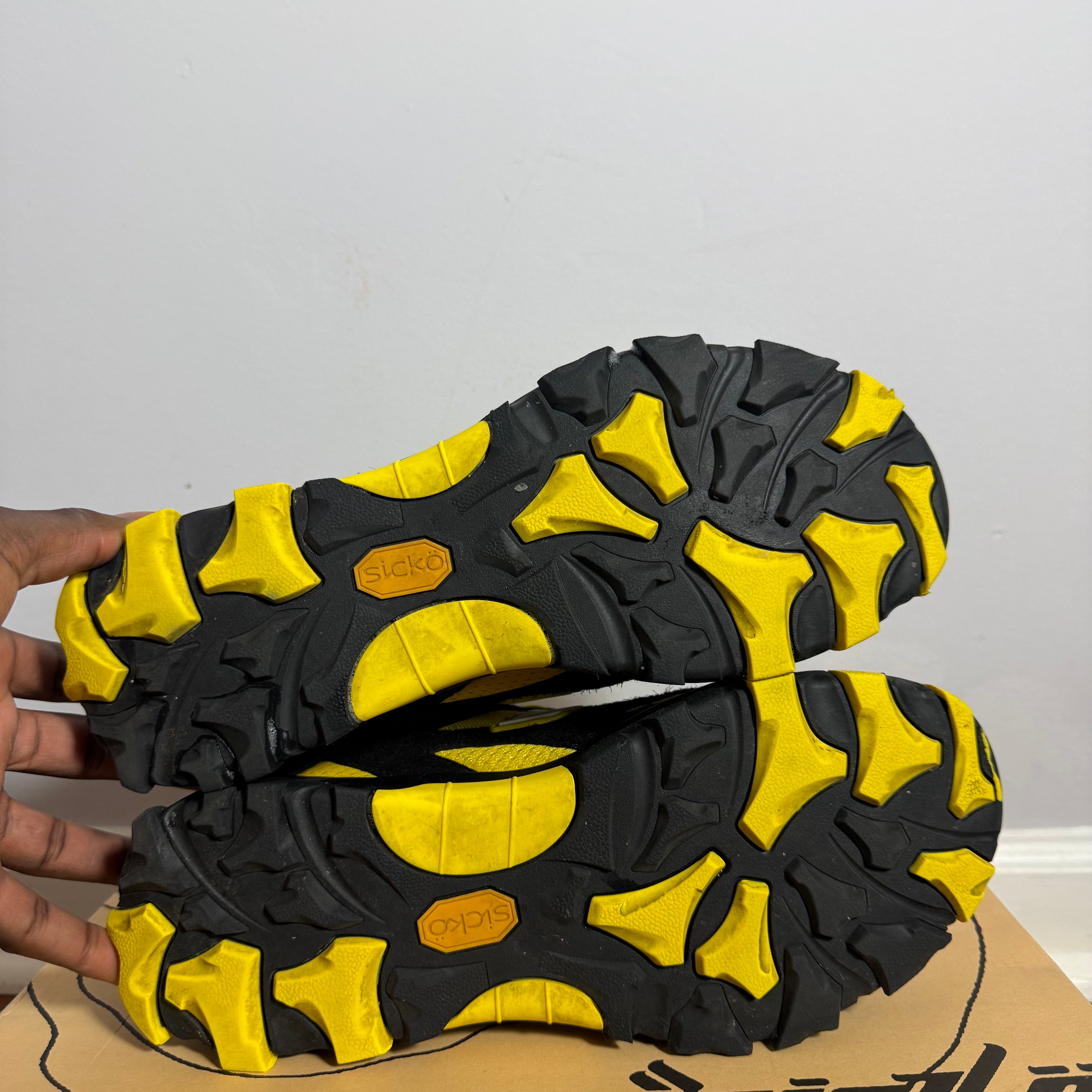 Sicko Hiking Shoe Lightning Yellow Size 8