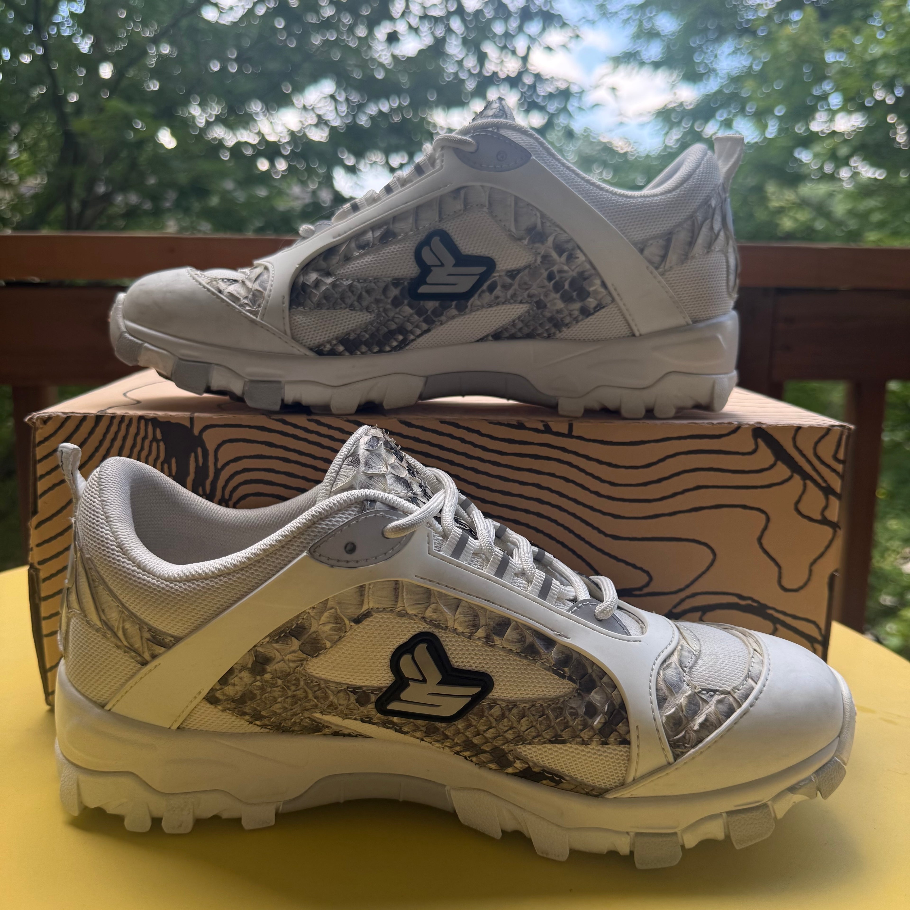 Sicko Hiking Shoe White Python Size 9