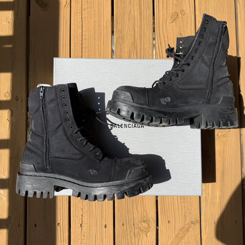 Balenciaga Black Strike Boots Size 9 (42)