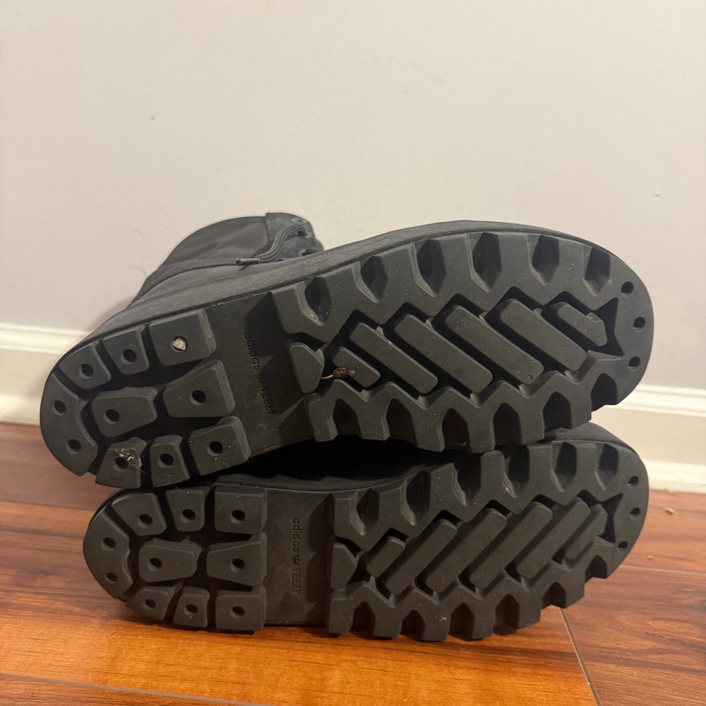 Yeezy Black Pirate 950 Boots Size 11