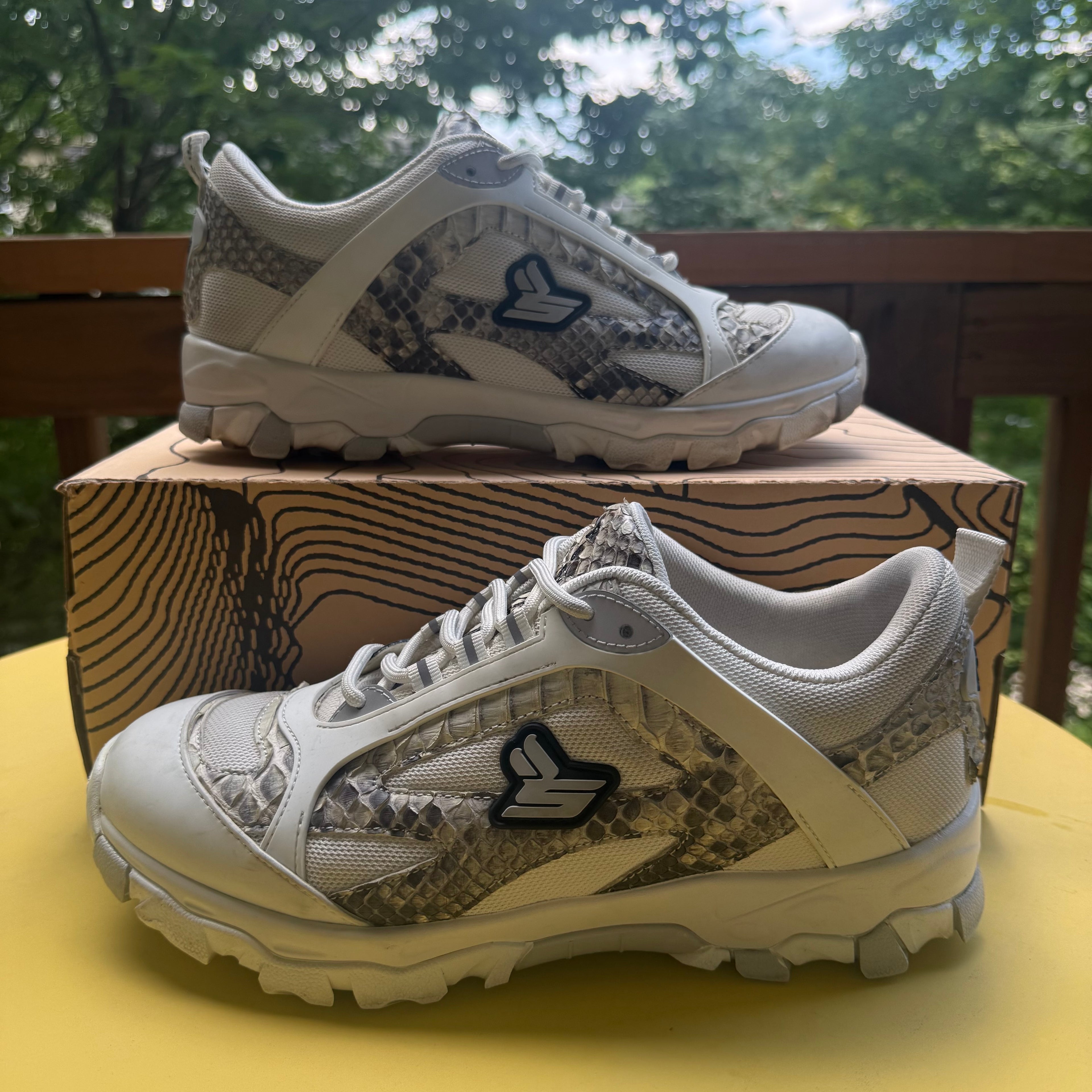 Sicko Hiking Shoe White Python Size 9