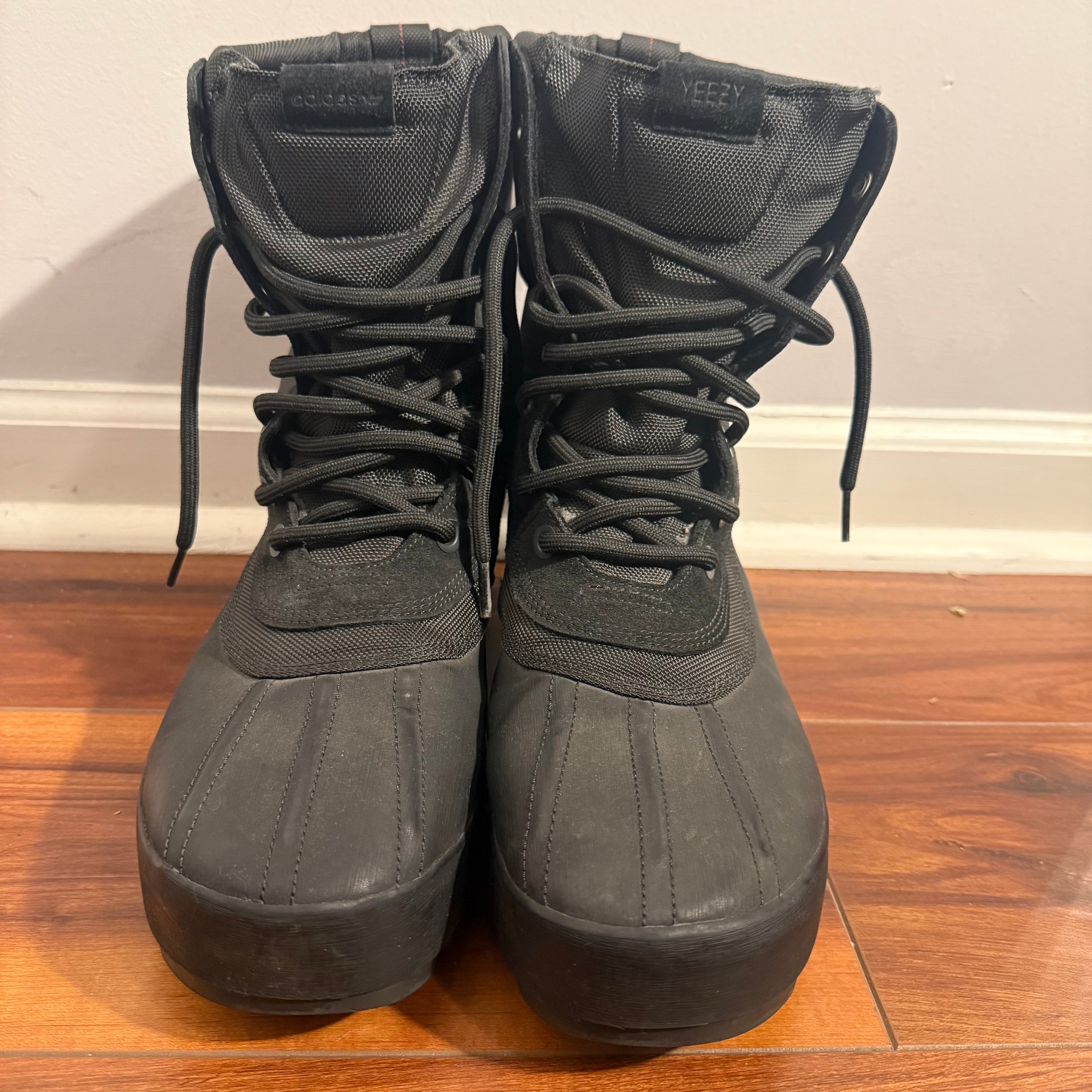 Yeezy Black Pirate 950 Boots Size 11