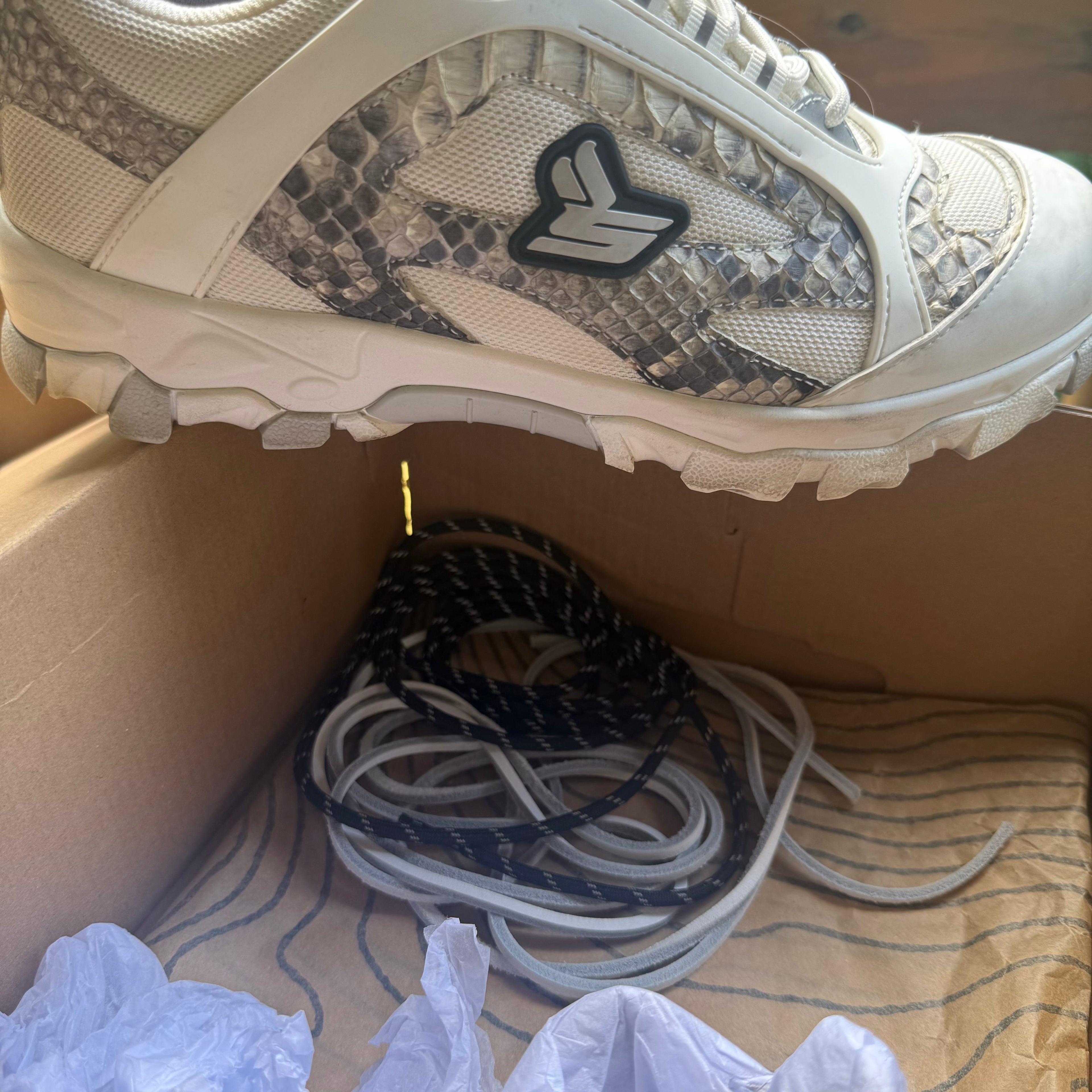 Sicko Hiking Shoe White Python Size 9