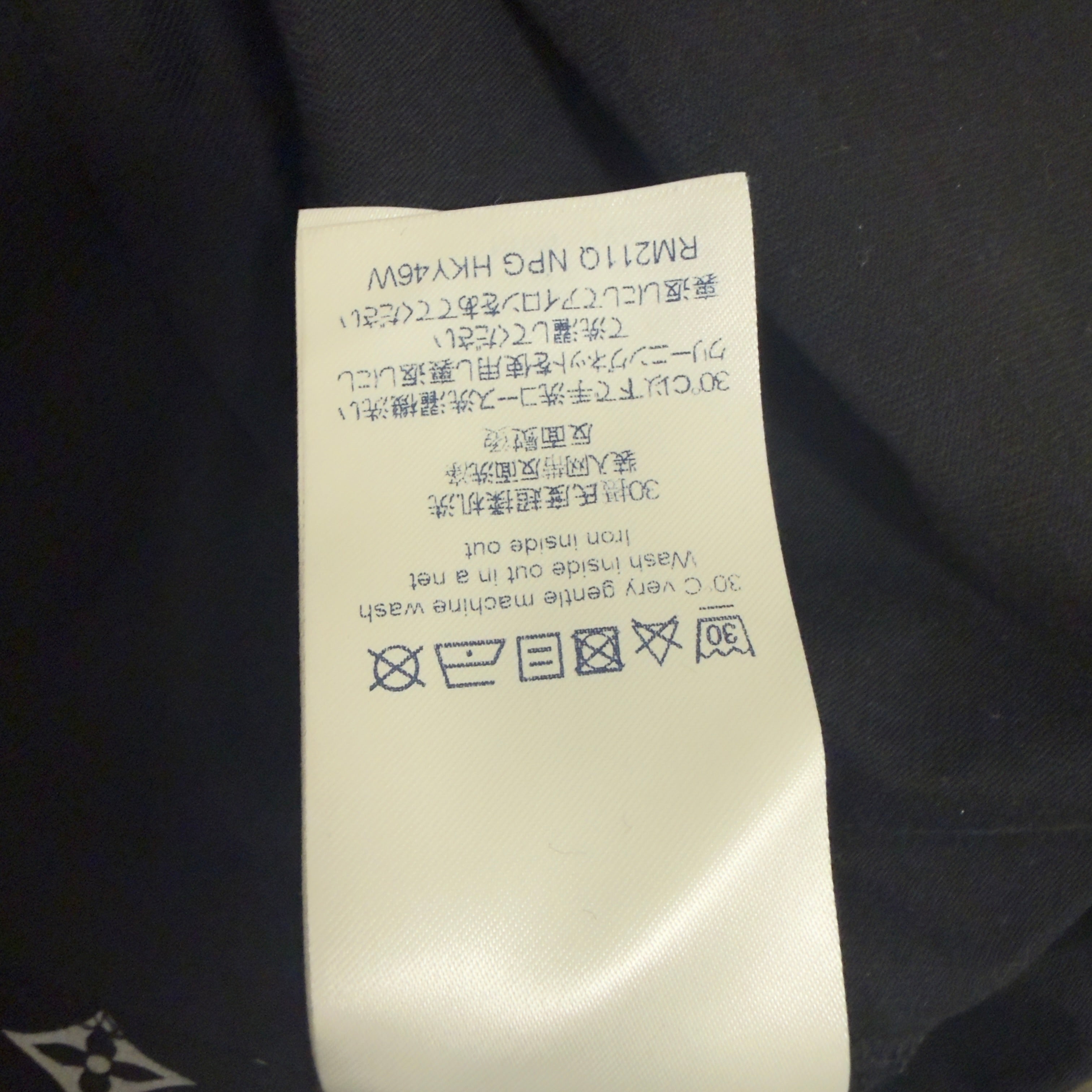 Louis Vuitton Monogram Gradient Black T-Shirt Sz Large