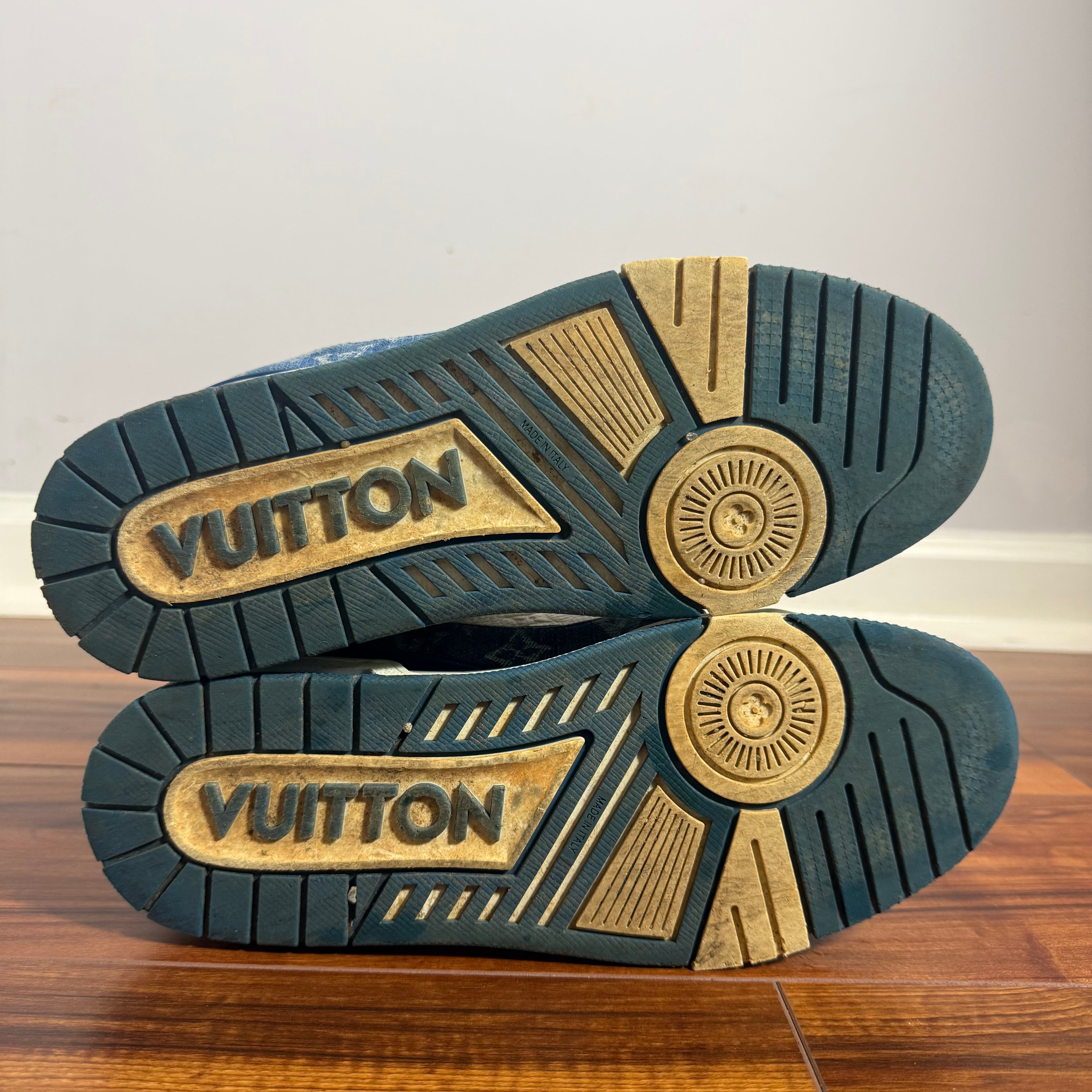 Louis Vuitton Blue Denim Monogram Trainer Size 9 (7 LV)
